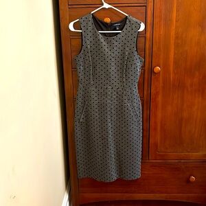 Lands End size 6 sheath gray black polka dots EUC